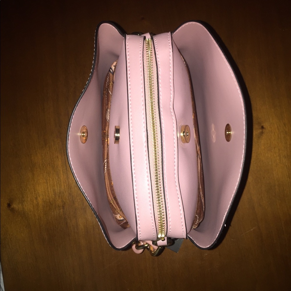 Baby pink purse